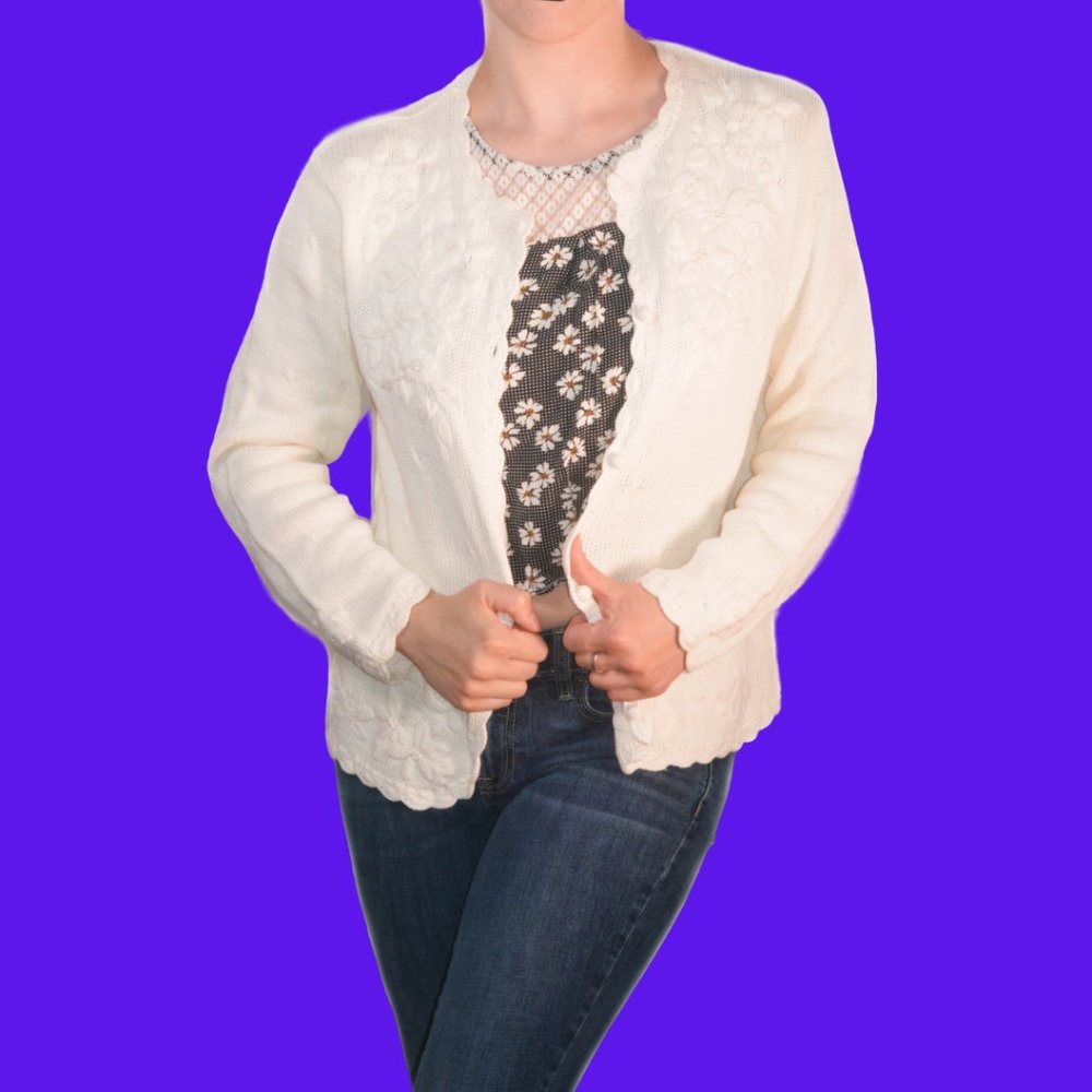 Embroidered White Floral Cardigan